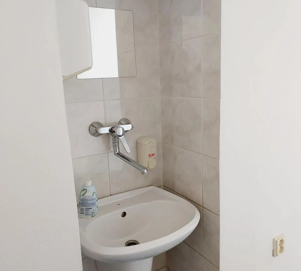 Just 3 Min Walk Old Town Center Private Room C Praag Appartement